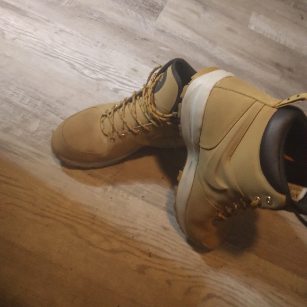 Nike Boots